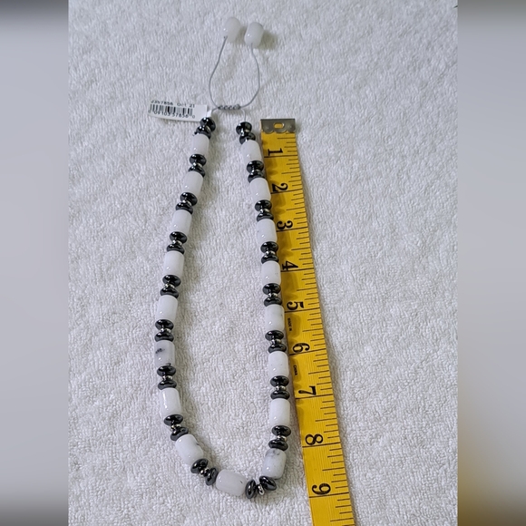 Lola Rose Malani Beaded Adjustable Necklace NWT - Picture 9 of 10